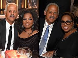 TRISTE NOTICIA: hace 30 minutos en Mississippi, EE. UU., a la edad de 71  años, la familia de Oprah Winfrey acaba de anunciar noticias urgentes a sus  seguidores que se encuentra actualmente...