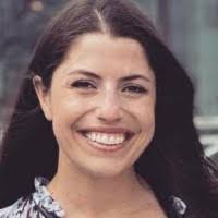 Nora Farley's Instagram, Twitter & Facebook