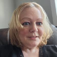 Anyone have anything potent for constant 🐝 attacks?? Got stung 3 times  this week past week just stepping out my door and coming out of dr...