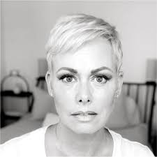 Karen Gladman's Instagram, Twitter & Facebook