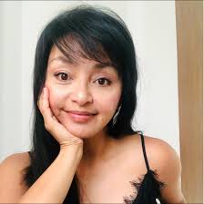 Does anyone know any family in the area with the last name Fry?