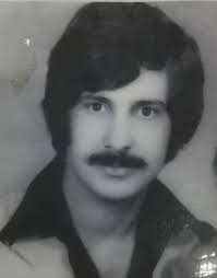 خوالێیخۆش بێت جەلال محەمەد مستەفا کوردی ناسراو بە جەلال کوردی وێنەکە لە  وێنە گری قادر گیراوە لە ساڵی ۱۹۸٠ز