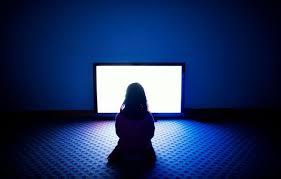 مخاطر مشاهدة التلفاز قبل النوم المرسال