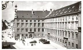Check spelling or type a new query. Alte Akademie Munchen Fur Die Alte Akademie Ist Das Thema Denkmalschutz Sehr Wichtig Wie Seht Ihr Das Vervollstandigt Fur Uns Einfach Folgenden Satz Ich Finde Denkmalschutz Gut Weil Wir Freuen Uns