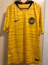 According to the president of the football association of malaysia, datuk haji hamidin, this new 'home' jersey, although simple, but looks neater with a collared design while the new color. Malaysia Home Kit 2018 2020 Football Shirt Jersey Original Nike Size M Sports Athletic Sports Clothing On Carousell