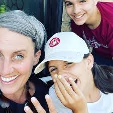 Melissa Svenson's Instagram, Twitter & Facebook