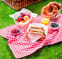 Cómo hacer un picnic en la terraza de casa | Servei Estació