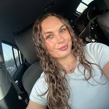 Time for Friday favorites! Share your fav game this week. 🎮