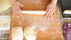 Le Tuto Boulange Faconner Des Baguettes Youtube