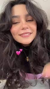 Erika Coyle's Instagram, Twitter & Facebook