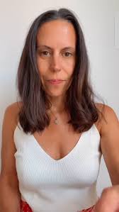 ATREVERNOS A MOSTRAR Y EXPRESAR NUESTRA VERDAD es profundamente sanador  para nuestra alma, nuestro cerebro y nuestro cuerpo. Y además puede ayudar  a otros comprender sus propios procesos de sanación, ...