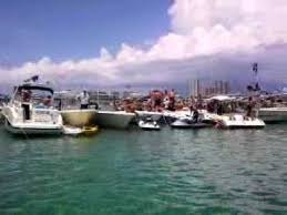 This shallow sandbar, at the north end of peanut island, is a popular weekend hangout and party spot. Memorial Day At Peanut Island Sandbar 2 Youtube