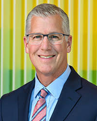 Kelly Kerner's Instagram, Twitter & Facebook