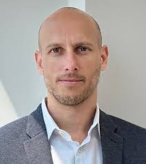 Daniel Cyr's Instagram, Twitter & Facebook