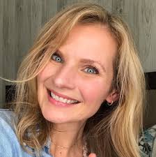 Tina's Beauty Corner Business Page