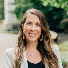 Real Estate agent near Clifton Park, NY 12065