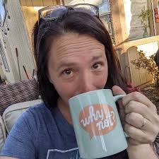 Sheena Elkins's Instagram, Twitter & Facebook