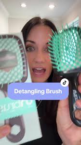 Hailey Russell Hairbrush