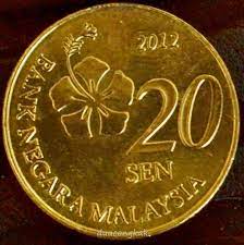 Pada duit syiling baru malaysia 20 sen ini, bunga melur dipaparkan dengan berlatarkan motif kain destar siga. 20sen Duacongkak S Spot