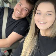 what time is everyone heading to the moody center today?