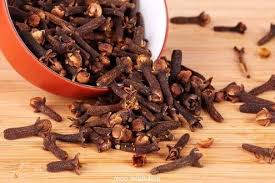 Karanfilin Saca Faydalari Nelerdir Vipbakim Sac Dogal Sac Bakimi Saglikli Sac