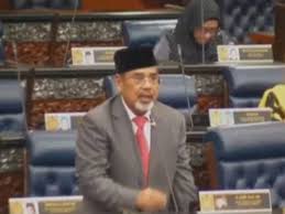 .ahli parlimen shah alam, khalid abdul samad yang menggunakan perkataan 'sial' terhadap ahli parlimen pasir salak, datuk seri tajuddin abdul rahman. Ingkar Arahan Dua Ahli Parlimen Diarah Cuti Dua Hari