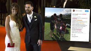 Born 24 june 1987) is an argentine professional footballer who plays as a forward and captains both spanish club barcelona. Lionel Messi Frau Antonela Schwanger Superstar Wird Erneut Vater Sportbuzzer De
