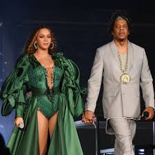 The official website of beyoncé. Rolls Royce Boat Tail Beyonce Und Jay Z Sollen Die Cabrio Yacht Fur Einen Spektakularen Preis Gekauft Haben Gq Germany