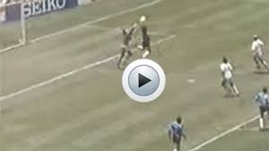 Qui succédera à james rodriguez, diego forlan, davor suker et just fontaine au rang de meilleur buteur de la coupe du monde ? Video 10 Buts De Legende De La Coupe Du Monde Cnews
