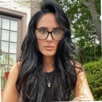 Kay Cameron's Instagram, Twitter & Facebook