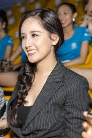 Tưởng bấy nhiêu cẩu lương đã khiến dân tình ghen tị đỏ mắt rồi, nhưng noo còn khuyến mãi thêm: Mai PhÆ°Æ¡ng Thuy Toi Nhiá»u Láº§n Láº¡y Lá»¥c NgÆ°á»i Yeu Quay Láº¡i Vá»›i Minh Ngoi Sao