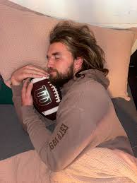 Aaron Holker (@AaronHolker)