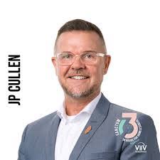 Hal Richardson's Instagram, Twitter & Facebook