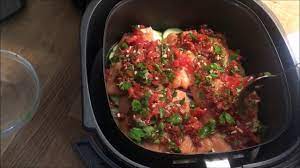 A combination of cornmeal and a variety of spices gives this recipe a savory kick in less than 30 minutes. Lachs Mit Mediterranem Gemuse Rezept Fur Den Philips Airfryer Youtube