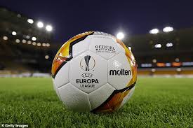 Featuring footballs from the europa league final, training balls, and mini balls. Ole Gunnar Solskjaer Macht Europa League Ball Nachdem Manchester United Gehalten Werden Um Club Brugge Ziehen Aktuelle Boulevard Nachrichten Und Fotogalerien Zu Stars Sternchen