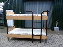 Dabei wird die besoldung nach besoldungsgruppen und stufen unterschieden. Bettgestelle Ohne Matratze Aufbauanleitung Bett Bw Bundeswehr Stockbett Einzelbett Buche Dekor Mobel