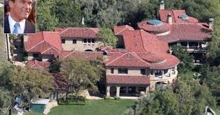 Arnold Schwarzenegger 23 Million The List Begins With The Last Action Hero Over 14 500 Square Feet And In 2020 Celebrity Houses Celebrity Mansions Hollywood Homes