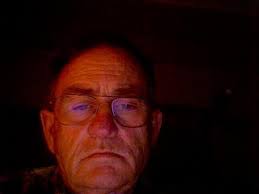 Effie Thompson's Instagram, Twitter & Facebook