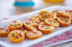 We've rounded some quick and easy holiday appetizers that take less than 30 minutes to make. Pioneer Woman Ree Drummond Has A Line Of Frozen Foods Simplemost