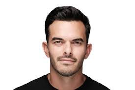 Steven Muns's Instagram, Twitter & Facebook