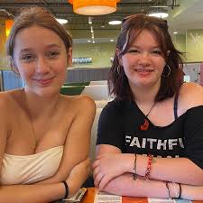 Susannah Felts (@susannahfelts) • Instagram photos and videos