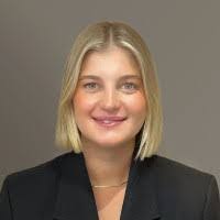 Portia Mayer's Instagram, Twitter & Facebook