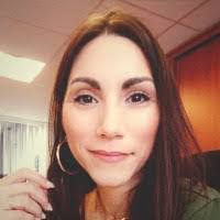 Stephanie Eichelberger's Instagram, Twitter & Facebook