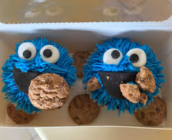 By krystle on july 14, 2019 in cupcakes, desserts july 14, 2019 fill cupcake liners about 3/4 full. Cookie Monster Cupcakes Misarose Cakes