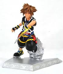 It is possible to raise your maximum hp upon arriving in the final world by collecting more than 111 of sora's selves. doing so can increase your hp limit by up to 10. Kingdom Hearts 3 Sora Statue Allblue World Anime Figuren Shop Jetzt Hier Online Bestellen