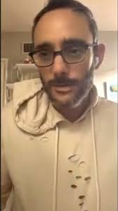 Couldn't have thought of a better way to ring in the 200th episode of the  podcast with Melissa Langton! I especially loved chatting about her  experiences working with Simon Gallaher and the