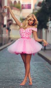 Imagine Spending The Rest Of My Life With Nothing Else To Wear But Dresses Like This Mmmm Frilly Dresses Cute Dresses Fashion