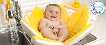 At the same time, it can also send out the sweet music that children like. Blooming Bath Baby Bath Seat Baby Bath Baby Bathtub Baby Bath Tub Baby Tub Baby Bathing
