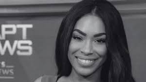 Muere querida conductora de televisión tras sufrir un ataque al corazón en  pleno trabajo