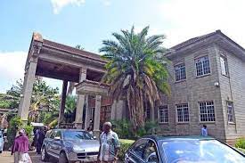 Gideon moi is the present senator of baringo county having been elected using a landslide triumph of over 80% trouncing his adversary rev joseph kosgey. Photos Rare Glimpse Inside Arap Moi S Home At Kabarnet Gardens
